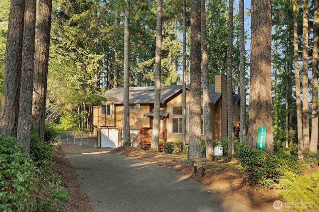 11736 Brian Lane NW, Silverdale, WA 98383