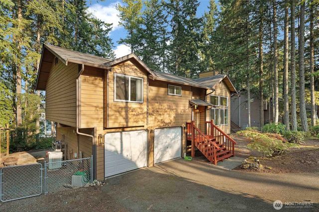 11736 Brian Lane NW, Silverdale, WA 98383