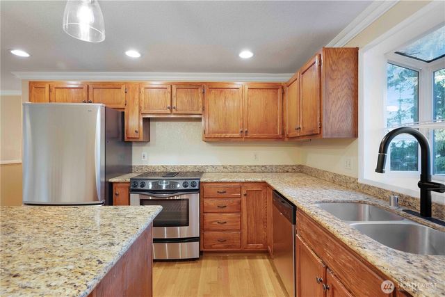 11736 Brian Lane NW, Silverdale, WA 98383