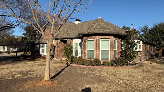 18716 Sagewood Drive, Dallas, TX 75252
