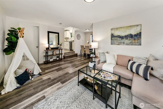 2303 N 193rd Street, Shoreline, WA 98133