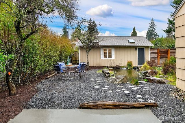 2303 N 193rd Street, Shoreline, WA 98133