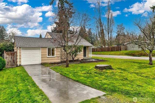 2303 N 193rd Street, Shoreline, WA 98133