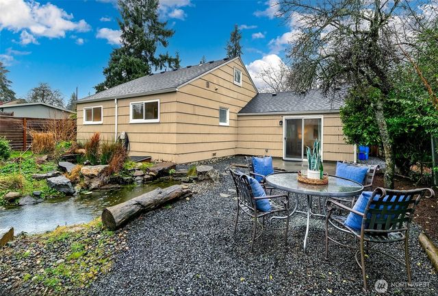 2303 N 193rd Street, Shoreline, WA 98133