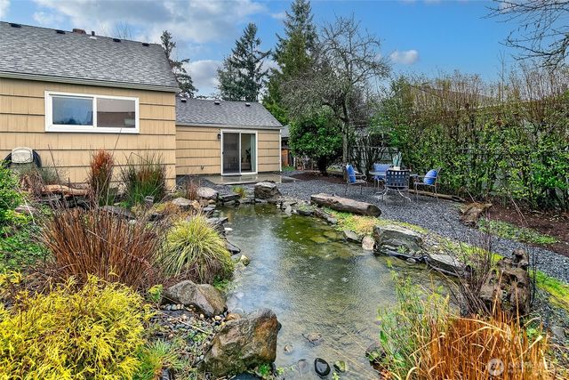 2303 N 193rd Street, Shoreline, WA 98133