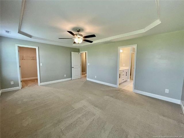 1661 Seattle Slew Lane, Hope Mills, NC 28348