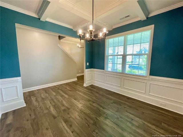 1661 Seattle Slew Lane, Hope Mills, NC 28348