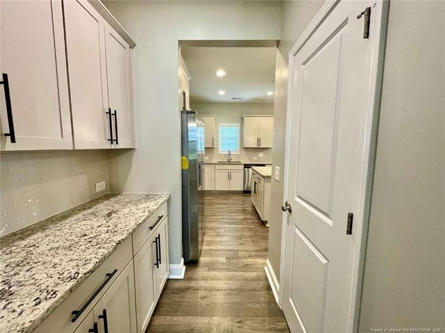 1661 Seattle Slew Lane, Hope Mills, NC 28348