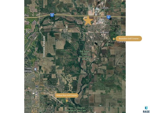 704 N Sapphire Cir Circle, Brandon, SD 57005