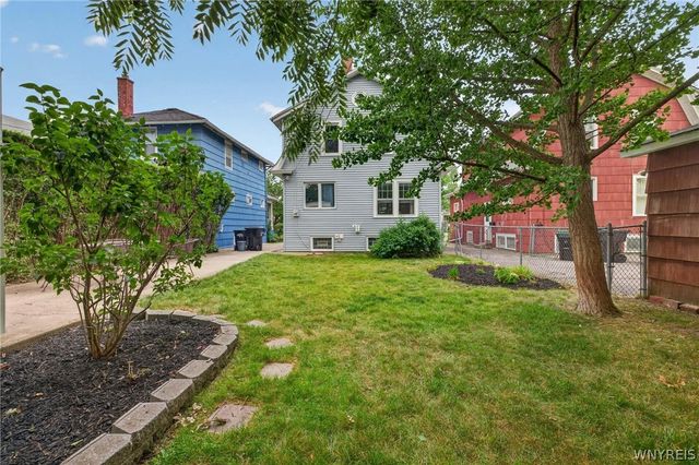 24 Delwood Road, Tonawanda, NY 14217