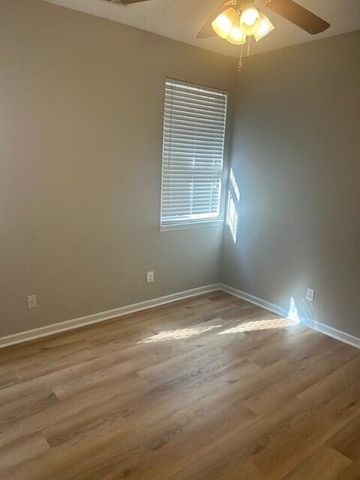 253 Chemistry Circle, Ladson, SC 29456