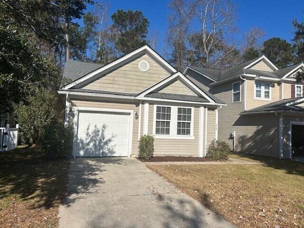 253 Chemistry Circle, Ladson, SC 29456