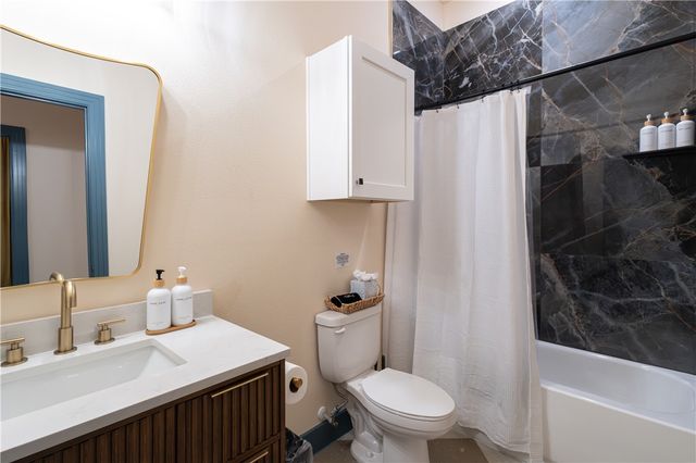 608 North Bryan Ave. Avenue N 226, Bryan, TX 77803