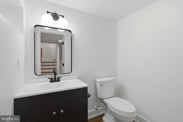 425 GROVE PL, Narberth, PA 19072