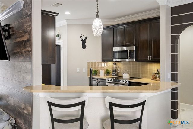 2026 Dripping Springs, New Braunfels, TX 78130