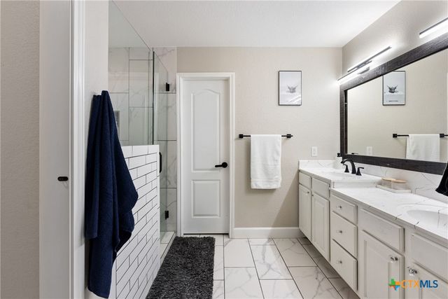 2026 Dripping Springs, New Braunfels, TX 78130