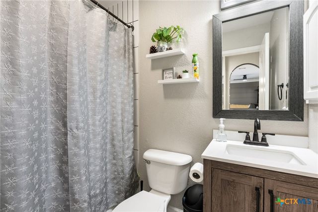 2026 Dripping Springs, New Braunfels, TX 78130