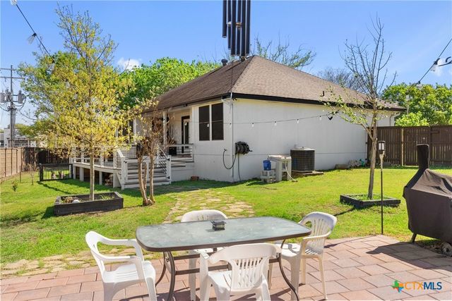 2026 Dripping Springs, New Braunfels, TX 78130