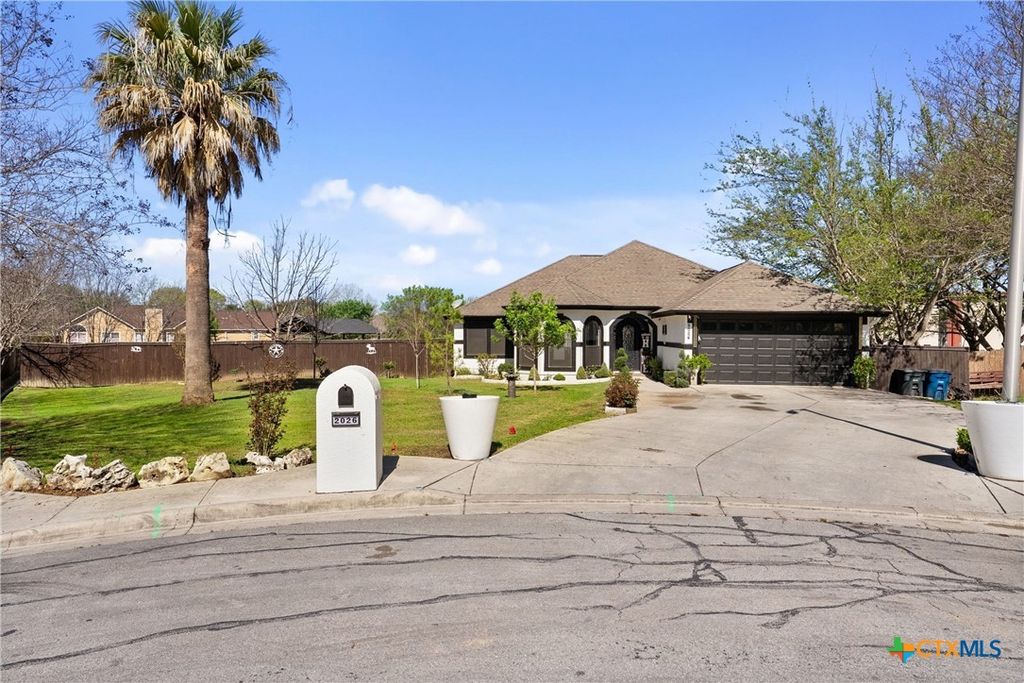 2026 Dripping Springs, New Braunfels, TX 78130