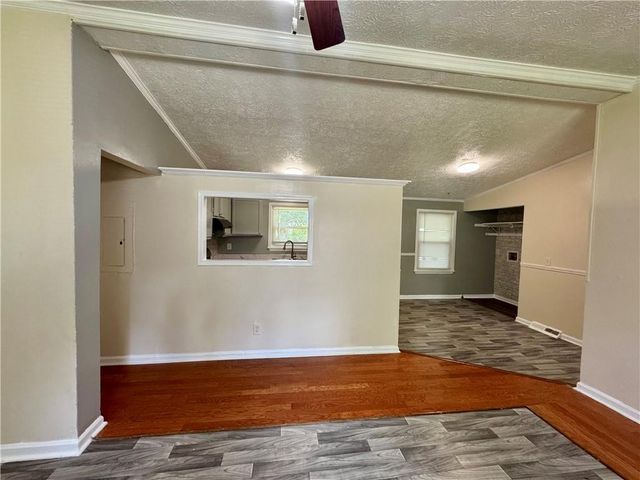 7 Sherwood Loop, Mcdonough, GA 30253