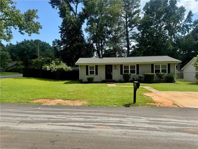 7 Sherwood Loop, Mcdonough, GA 30253