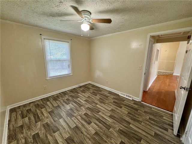 7 Sherwood Loop, Mcdonough, GA 30253