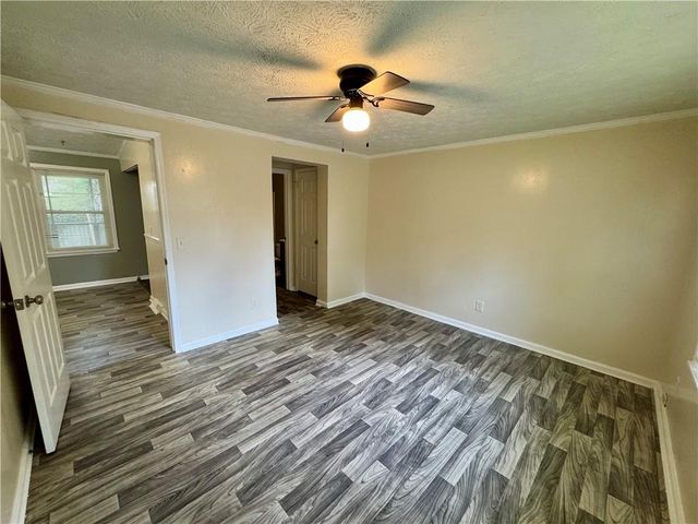 7 Sherwood Loop, Mcdonough, GA 30253