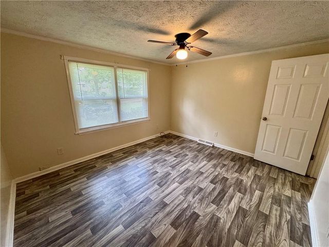 7 Sherwood Loop, Mcdonough, GA 30253