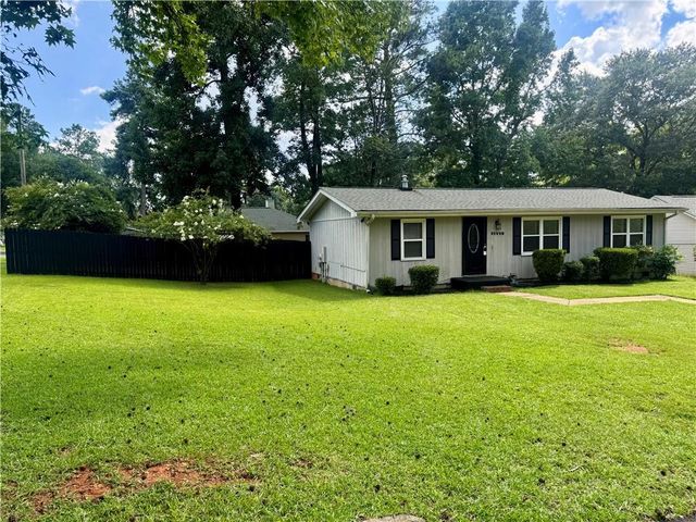 7 Sherwood Loop, Mcdonough, GA 30253