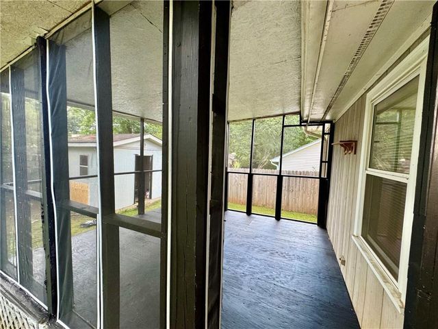 7 Sherwood Loop, Mcdonough, GA 30253