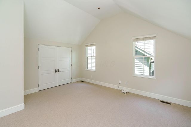 252 E Beck Street, Columbus, OH 43206