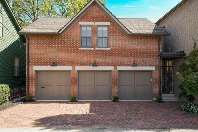 252 E Beck Street, Columbus, OH 43206