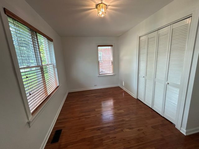 324 HARLEM Avenue, Glenview, IL 60025