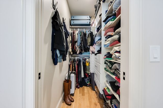 127 Bolton St, Boston, MA 02127