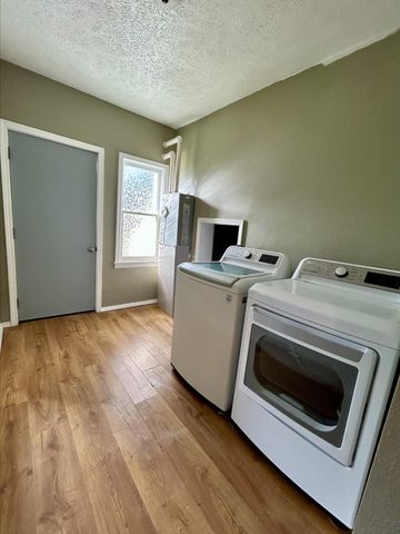 205 N Fleetwood Street, Ava, MO 65608