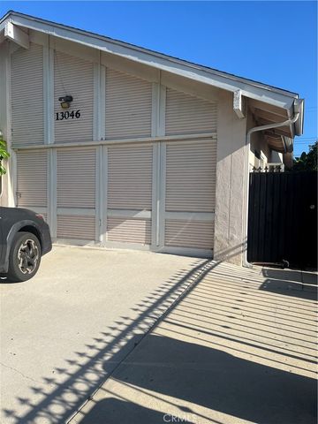 13046 Ebell, North Hollywood, CA 91605