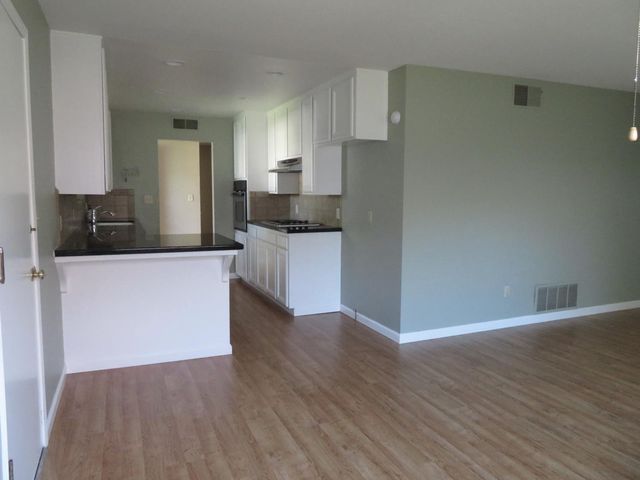 2016 Sweetwater Dr, Modesto, CA 95355