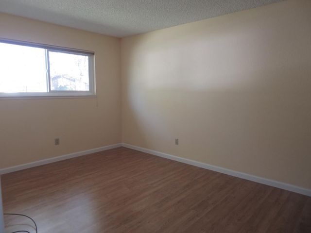 2016 Sweetwater Dr, Modesto, CA 95355