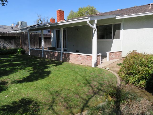 2016 Sweetwater Dr, Modesto, CA 95355