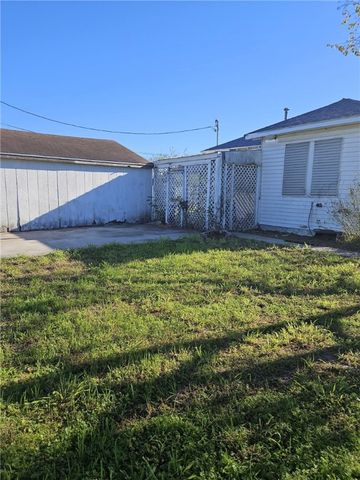 3218 Mcardle, Corpus Christi, TX 78415