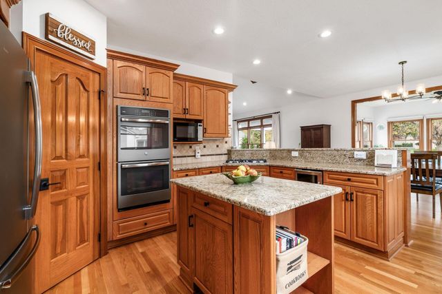 8512 Fallgold Lane, Westerville, OH 43082