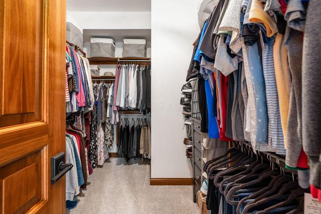 8512 Fallgold Lane, Westerville, OH 43082