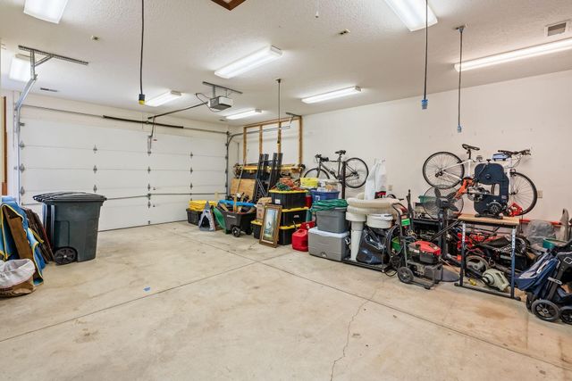 8512 Fallgold Lane, Westerville, OH 43082