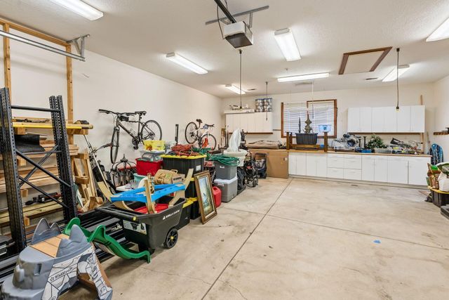 8512 Fallgold Lane, Westerville, OH 43082