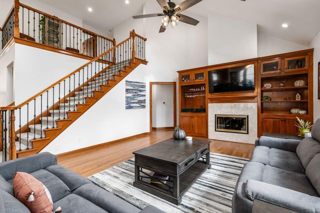 8512 Fallgold Lane, Westerville, OH 43082