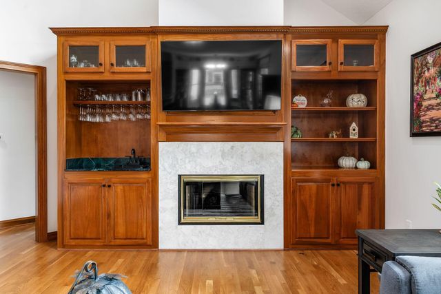 8512 Fallgold Lane, Westerville, OH 43082