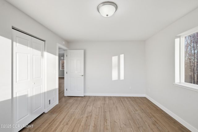 6005 N Little Rock Circle, Wasilla, AK 99654