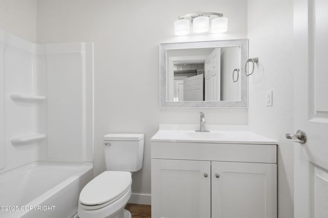 6005 N Little Rock Circle, Wasilla, AK 99654