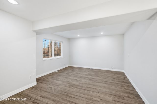 6005 N Little Rock Circle, Wasilla, AK 99654