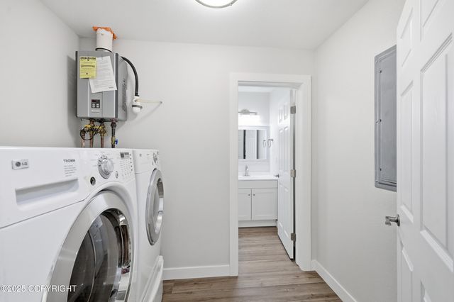 6005 N Little Rock Circle, Wasilla, AK 99654